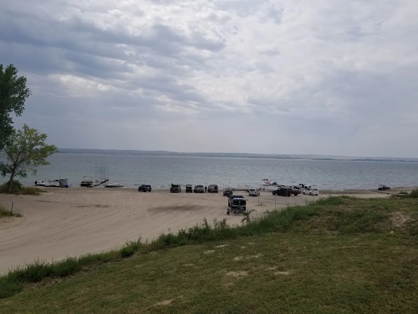 White-sand beach and turquoise water at North Shore Lodge on Lake McConaughy